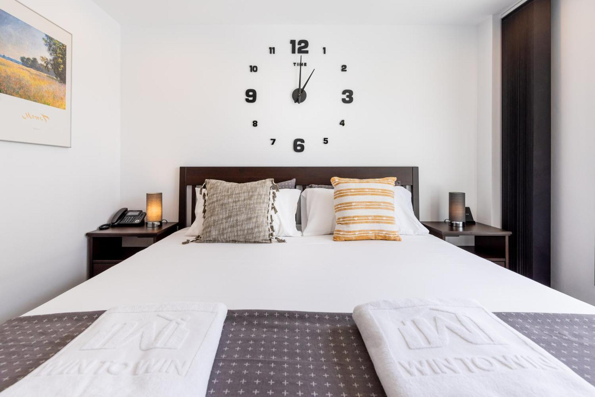 Wintowinrentals Executive Apt In Ocean House Complex Torremolinos Bagian luar foto
